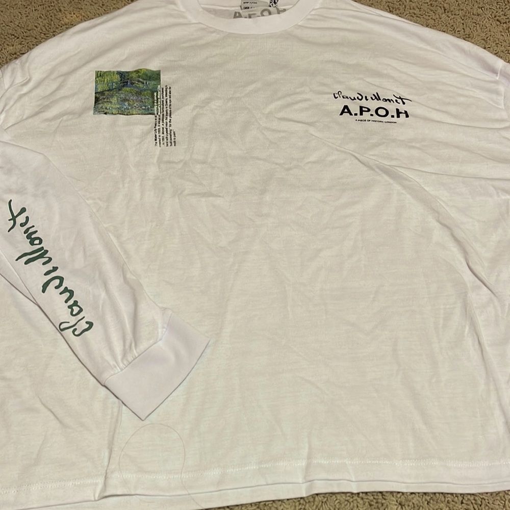 Long sleeve tee